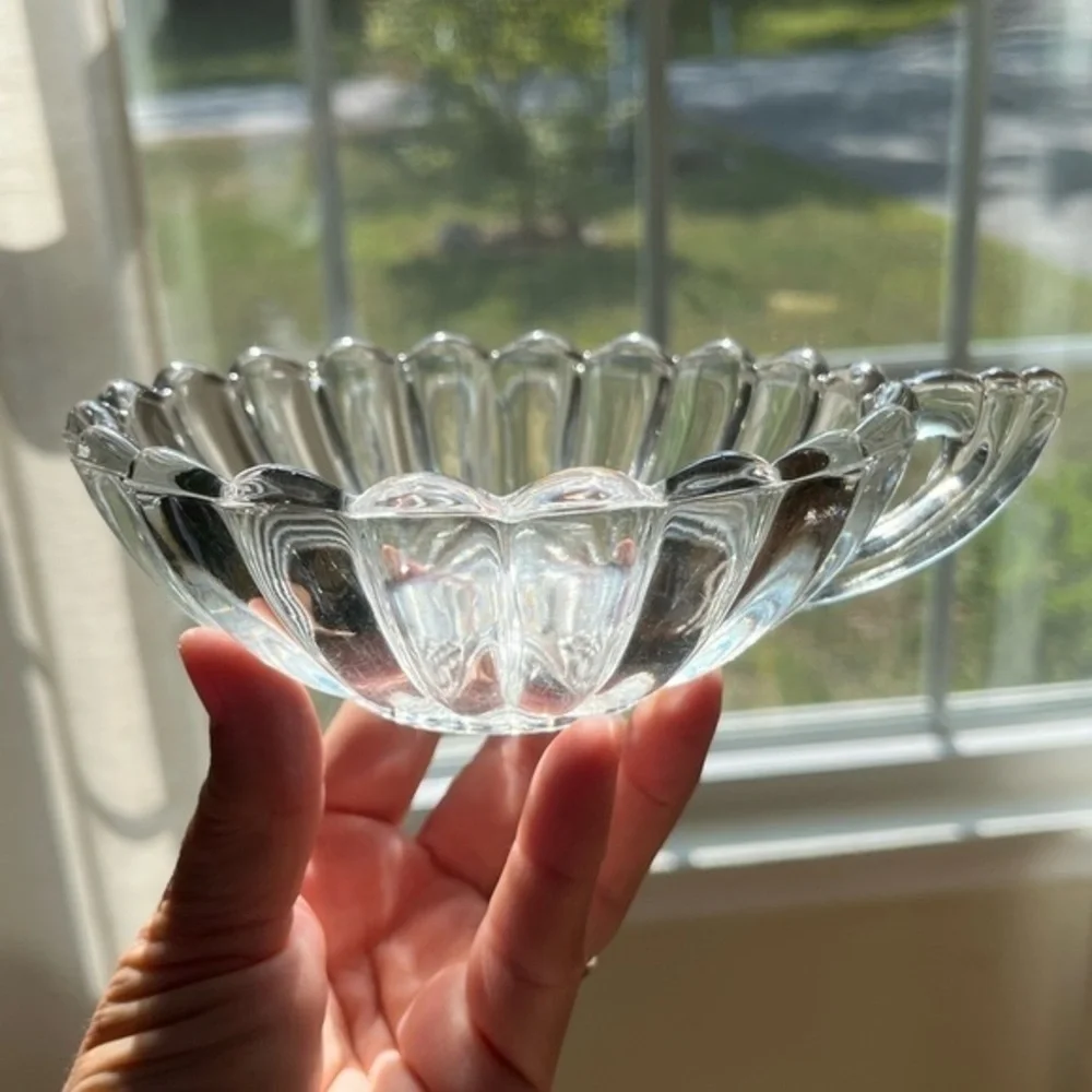Vintage Manganese UV Reactive Glass Single Handle Bowl Dish
